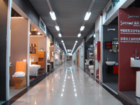 家居市場優惠多多 新年迎來冷清人流