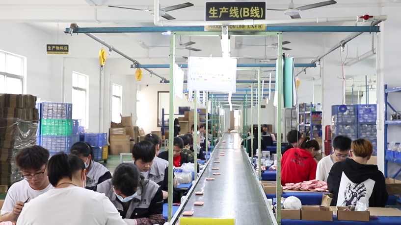 受疫情影響電扇的批發訂單大量減少,廣東這家工廠給出批發價讓利消費者