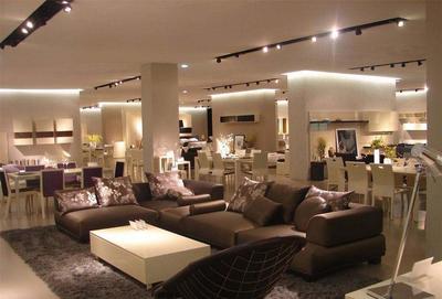 傳統(tǒng)家居賣場(chǎng)大量關(guān)閉,對(duì)消費(fèi)者是利還是弊?